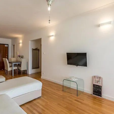 Appartement Lora With Spa Tub
